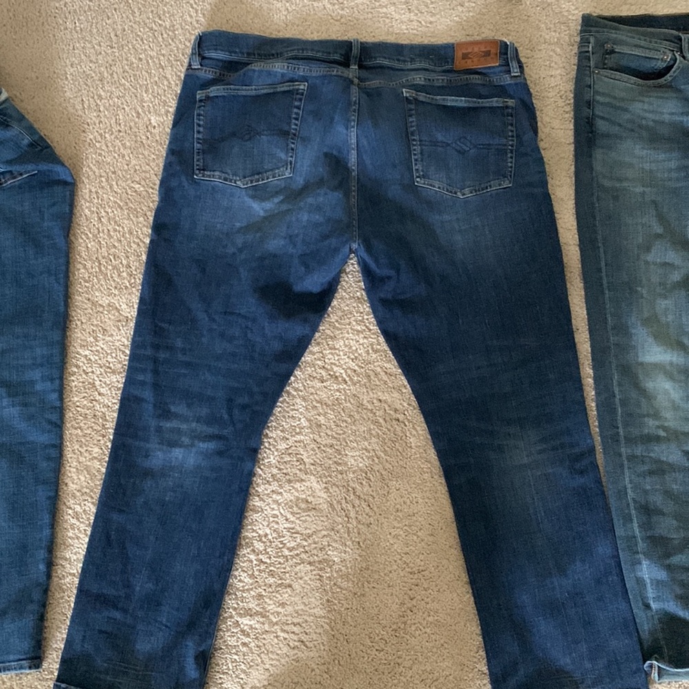Used - Picture 3 of 3